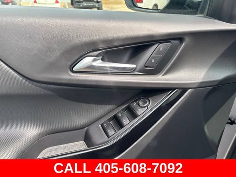 Used 2025 Chevrolet Equinox LT FWD image 16