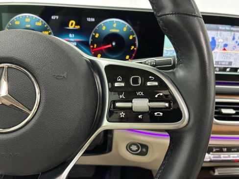 Used 2022 Mercedes-Benz GLS 450 4MATIC image 24