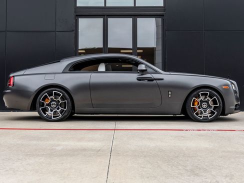 Used 2018 Rolls-Royce Wraith RWD image 12