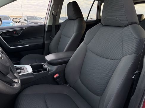 Used 2023 Toyota RAV4 LE image 22