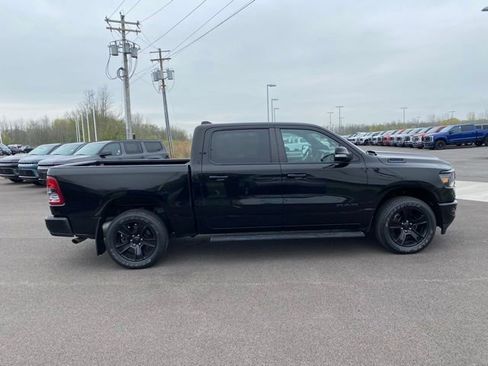 Used 2022 RAM 1500 Big Horn AWD/4WD image 4