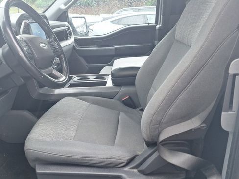 Used 2022 Ford F150 XLT w/ Equipment Group 301A Mid image 8