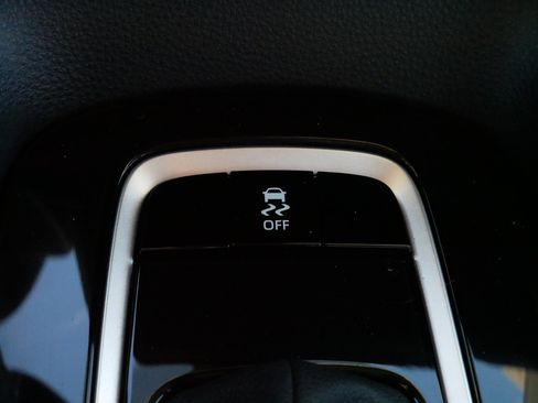 Certified 2026 Toyota Corolla LE image 27