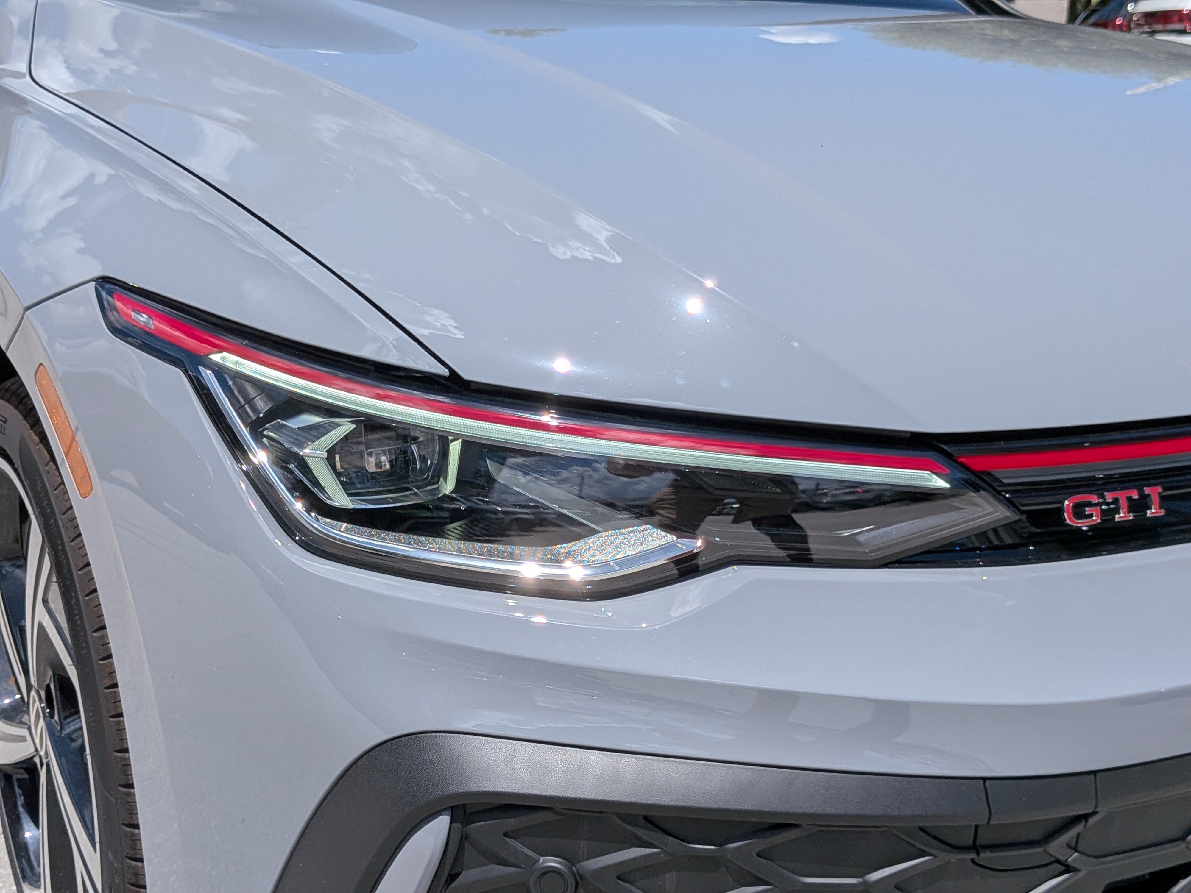 New 2026 Volkswagen GTI SE FWD image 9