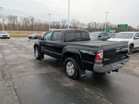 Used 2015 Toyota Tacoma 4x4 Double Cab w/ TRD Off-Road Package image 5