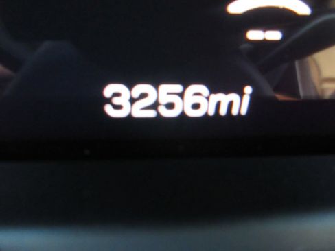 Certified 2026 GMC Acadia Denali Ultimate w/ LPO, All-Weather Package AWD/4WD image 36