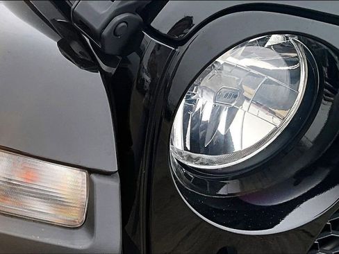 Used 2021 Jeep Gladiator Sport image 31