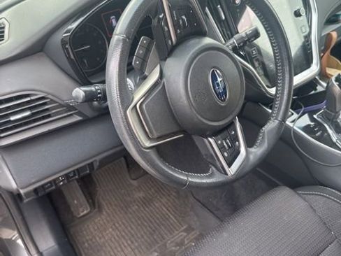 Used 2021 Subaru Outback Premium AWD/4WD image 5