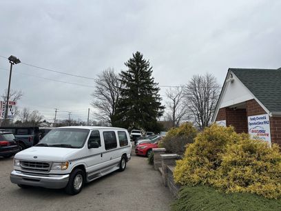 Used 2000 Ford E-150 and Econoline 150