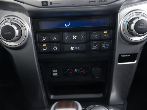 Used 2019 Toyota 4Runner 4WD image 35