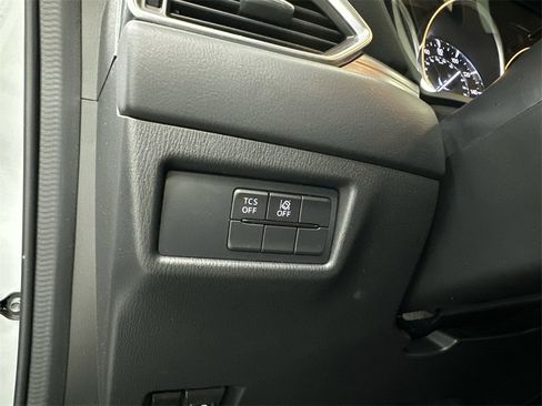 Used 2021 MAZDA CX-5 Touring image 31