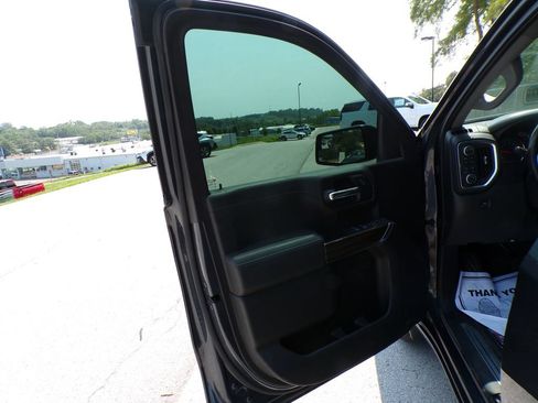 Used 2020 Chevrolet Silverado 1500 RST AWD/4WD image 22