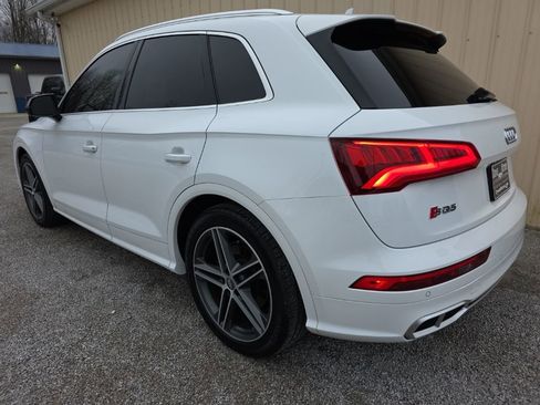 Used 2018 Audi SQ5 Premium Plus w/ Navigation Package AWD/4WD image 10