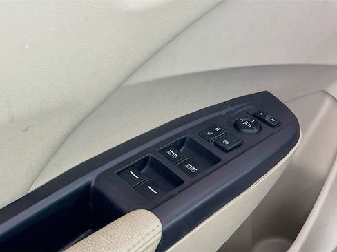 Used 2017 Acura RDX w/ Technology Package image 16