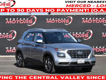 Used 2023 Hyundai Venue SEL w/ Cargo Package
