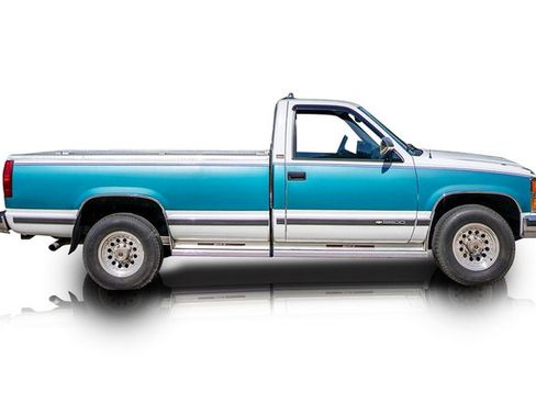 Used 1990 Chevrolet Silverado 3500 2WD Regular Cab image 2
