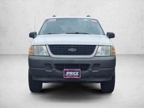 Used 2005 Ford Explorer XLS AWD/4WD image 2
