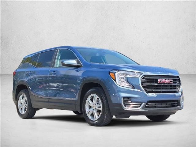 Used 2024 GMC Terrain SLE AWD/4WD image 3