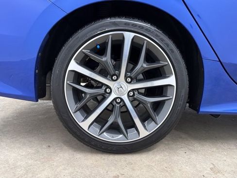 Used 2024 Honda Civic Touring image 11