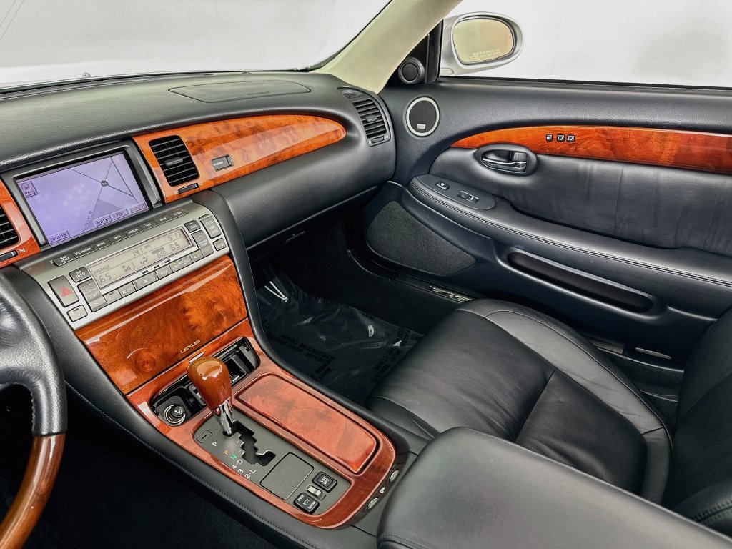 Used 2002 Lexus SC 430 Convertible RWD image 22