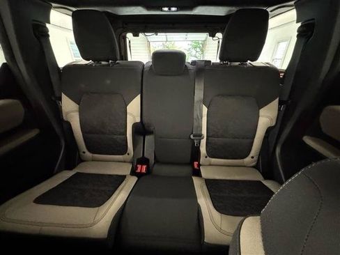 Used 2022 Ford Bronco Wildtrak AWD/4WD image 35
