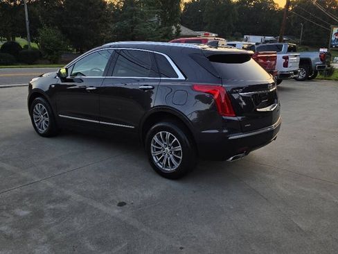 Used 2017 Cadillac XT5 Luxury w/ Driver Awareness Package AWD/4WD image 4