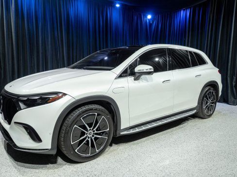 Used 2023 Mercedes-Benz EQS 450+ SUV image 1