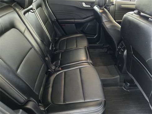 Used 2022 Ford Escape SEL image 31