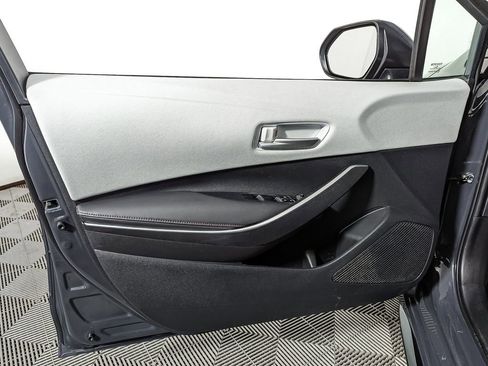 Used 2024 Toyota Corolla SE image 14