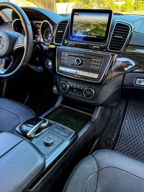 Used 2016 Mercedes-Benz GLE 400 4MATIC image 32