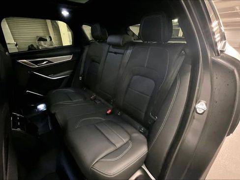 New 2026 Jaguar F-PACE R-Dynamic S image 9