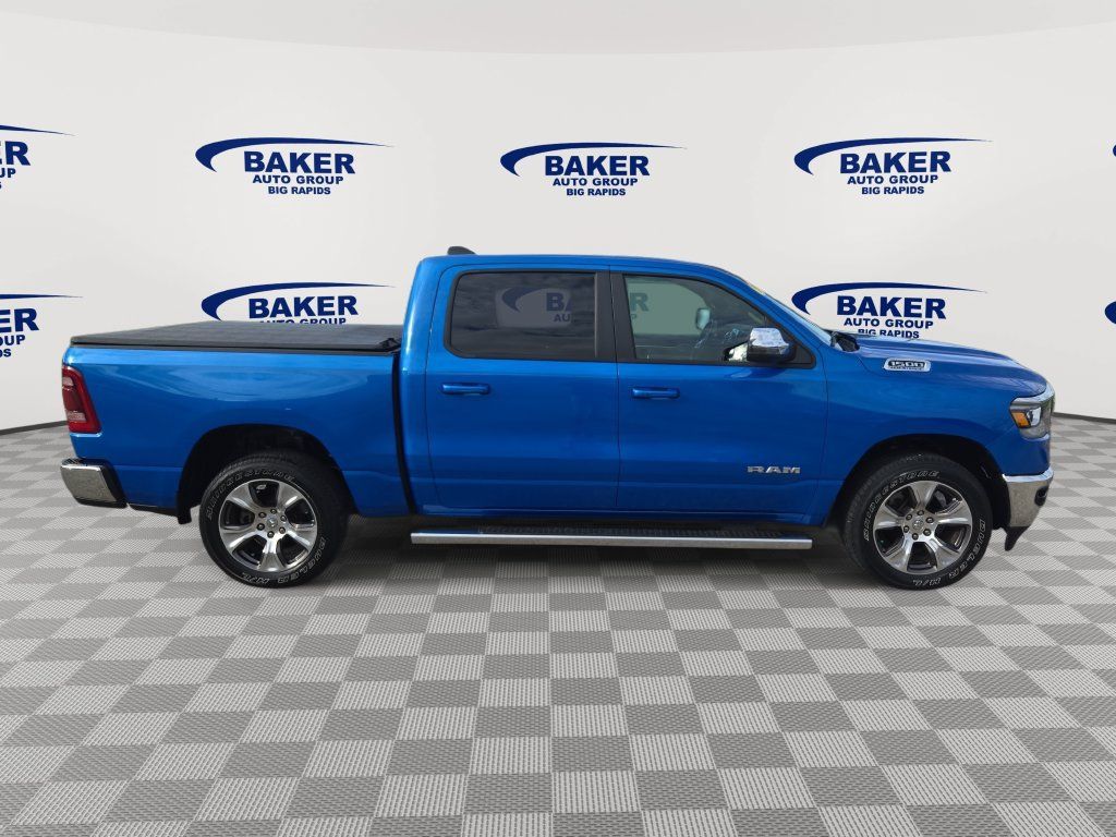 Used 2023 RAM 1500 Laramie AWD/4WD image 2