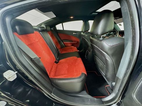 Used 2020 Dodge Charger Scat Pack w/ Dynamics Package image 32
