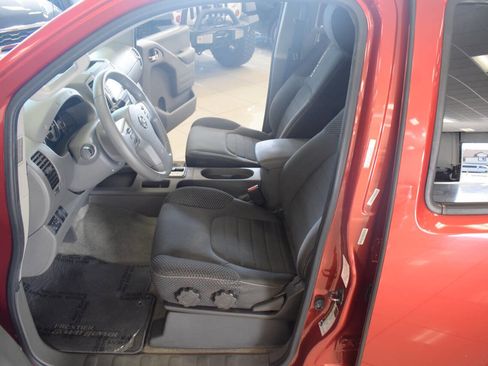 Used 2015 Nissan Frontier Desert Runner RWD image 62