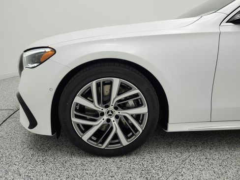 New 2027 Mercedes-Benz E 450 4MATIC Sedan image 13