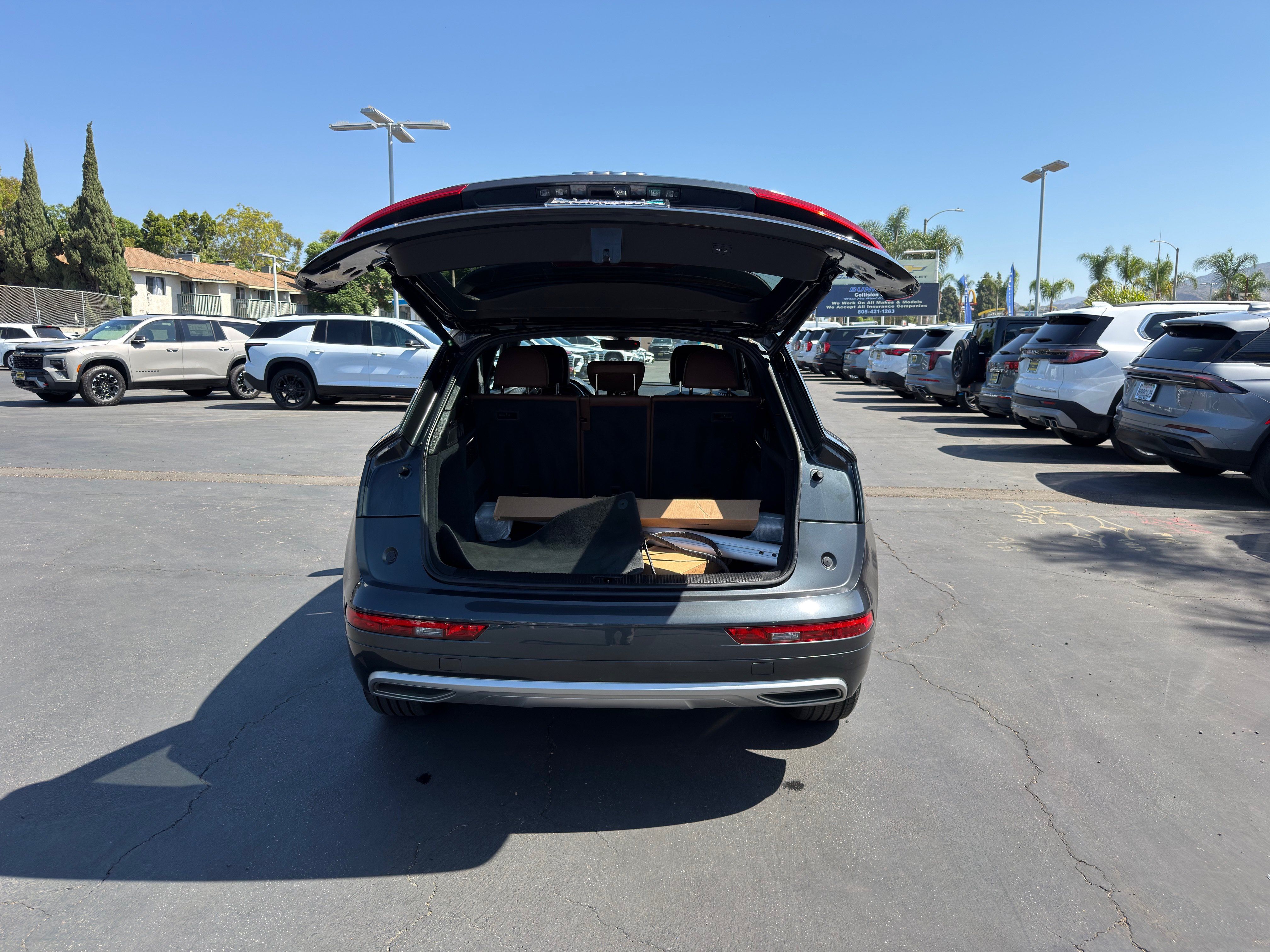 Used 2019 Audi Q5 2.0T Premium w/ Convenience Package AWD/4WD image 14