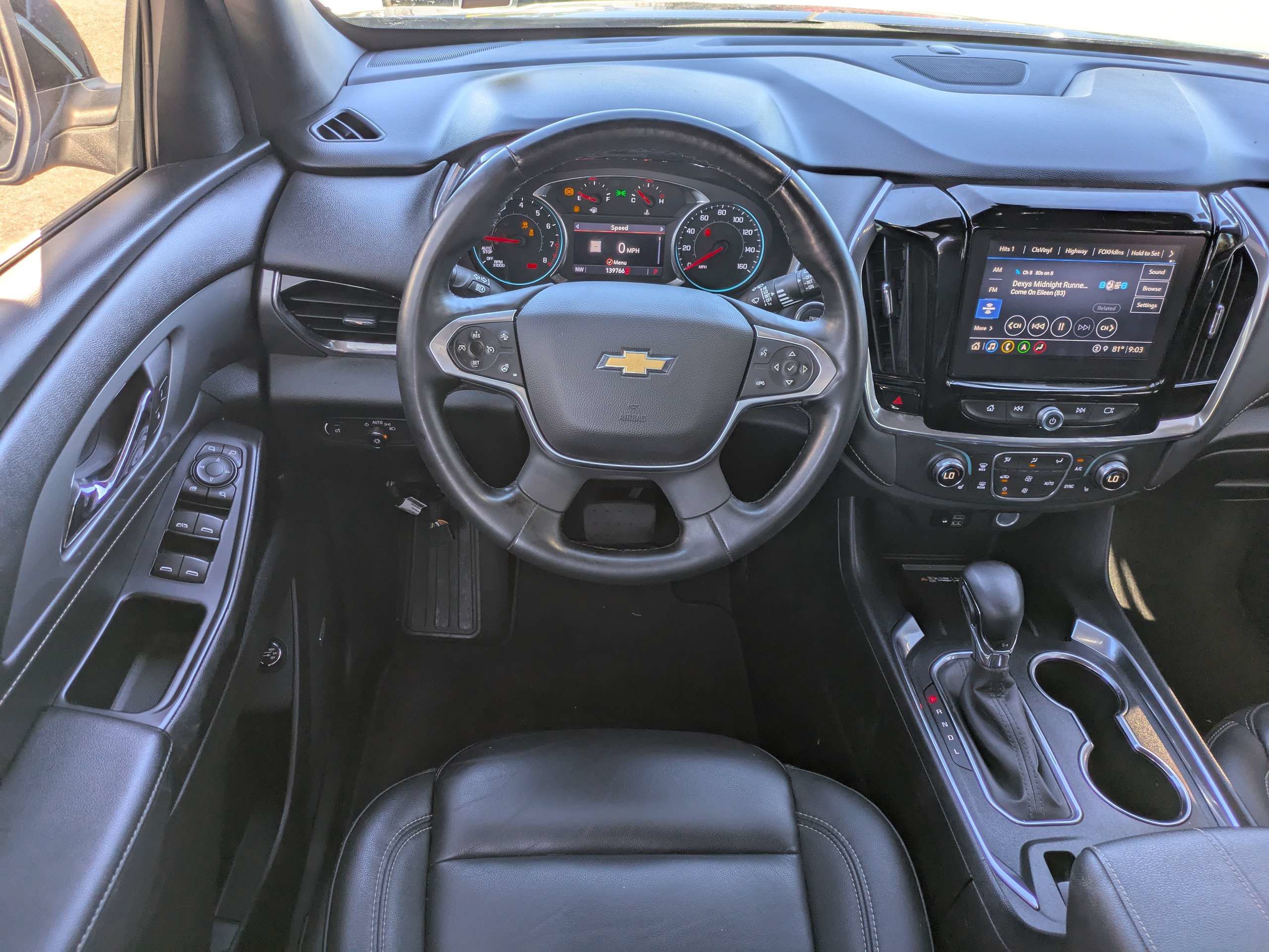 Used 2023 Chevrolet Traverse LT w/ LT Premium Package AWD/4WD image 16