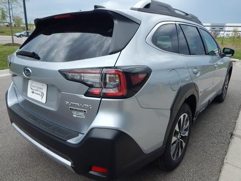 Certified 2025 Subaru Outback Touring image 7