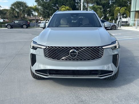 New 2026 Volvo XC90 B6 Plus w/ Protection Package Premier image 3