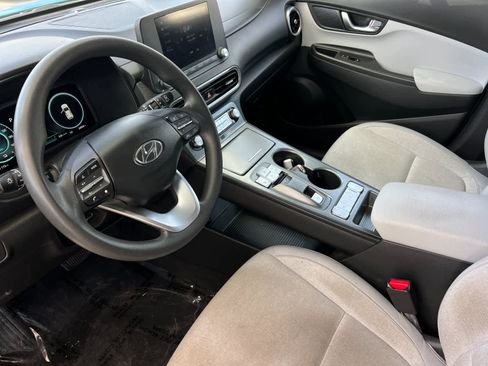 Used 2022 Hyundai Kona SEL image 12