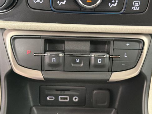 Used 2022 GMC Terrain Denali w/ Denali Premium Package AWD/4WD image 33