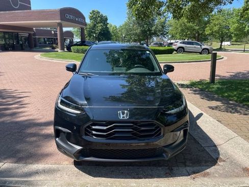 Used 2024 Honda HR-V Sport image 3