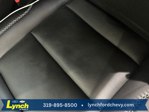 Used 2025 GMC Acadia Denali w/ LPO, Floor Liner Package AWD/4WD image 8