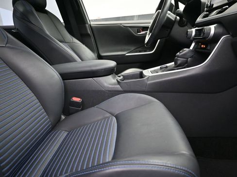 Used 2019 Toyota RAV4 XSE image 25