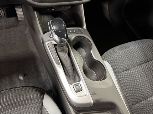 Certified 2025 Buick Envista Preferred FWD image 34