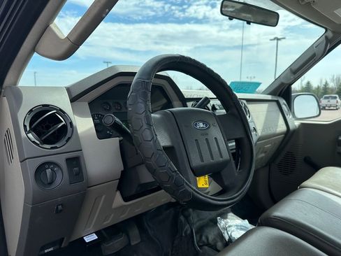 Used 2008 Ford F250 XL image 12