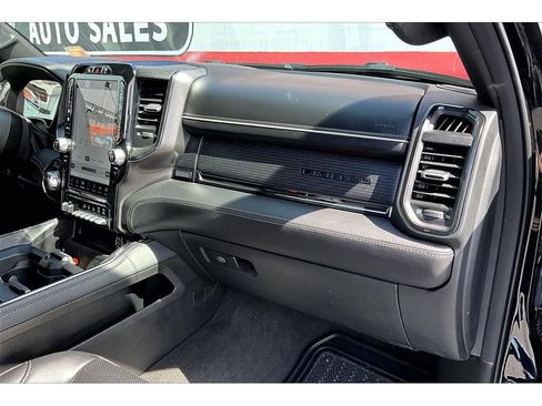 Used 2022 RAM 1500 Limited AWD/4WD image 17