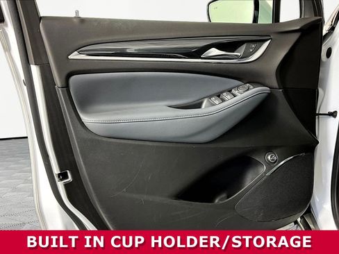 Used 2023 Buick Enclave Essence FWD image 18