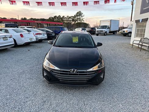 Used 2020 Hyundai Elantra SE w/ Cargo Package (C1) image 8