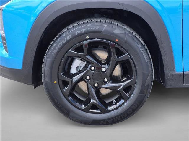 Used 2025 Chevrolet Trax LS w/ LS Convenience Package FWD image 22
